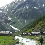 Haus Trojer