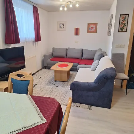 Апартаменты Haus Trojer